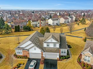 19 Brixton Ct, Algonquin, IL 60102