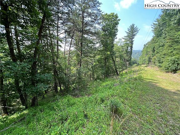 5th image of L4-5 River Mountain Drive