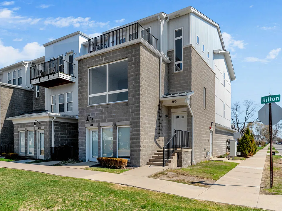 390 Hilton Rd #390