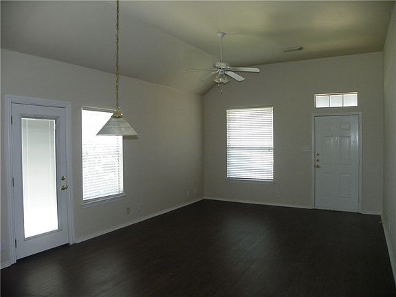 5th image of 2708 Westhampton Ct APT A