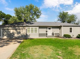 9908 E 77th Ter, Raytown, MO 64138