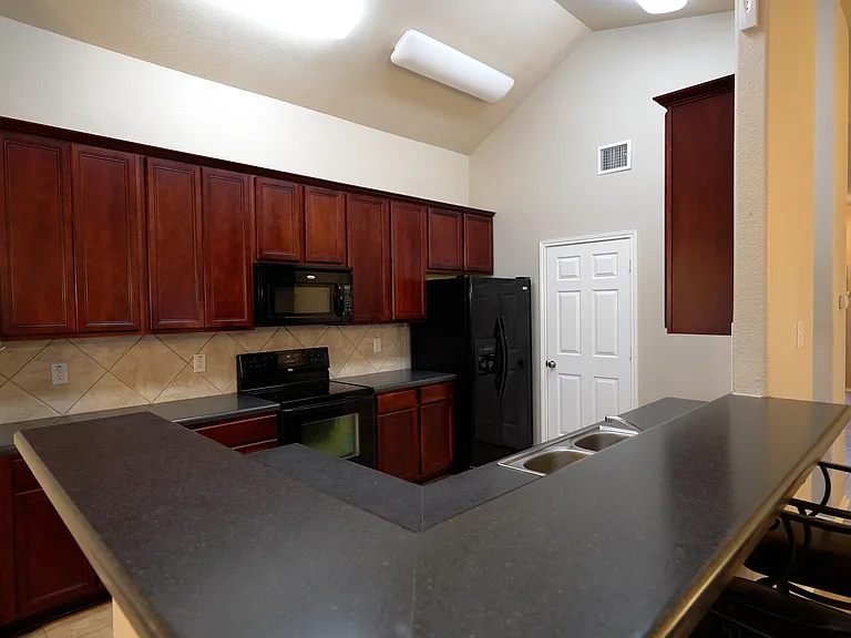 9807 Cow Page Ct — Photo 3