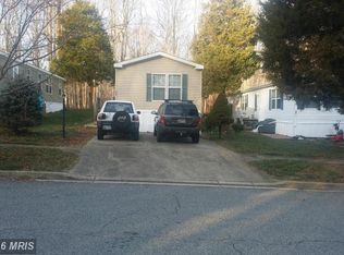 35 Daniel Dr, Lothian, MD 20711