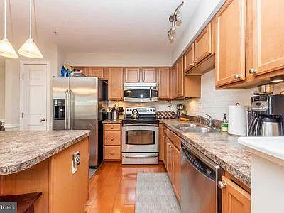 7058 Oak Grove Way — Photo 14