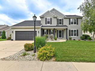 3744 Stillwater Cir, Waukesha, WI 53189