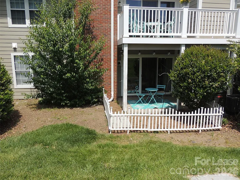 9252 Kings Canyon Dr — Photo 21