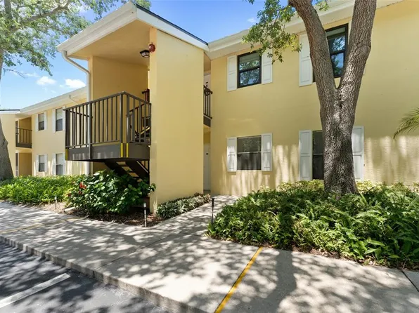 3001 58th Ave S APT 1108, Saint Petersburg, FL 33712