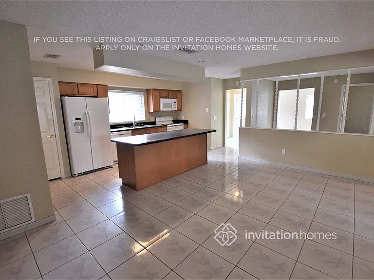 218 Chutney Dr — Photo 4
