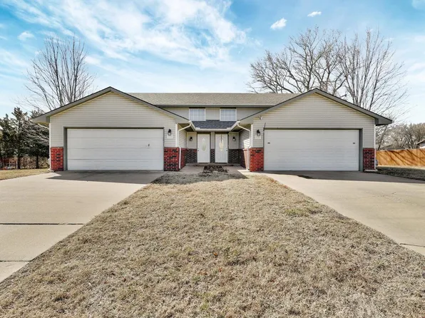 130-132 N Jackson Heights Ct, Wichita, KS 67206