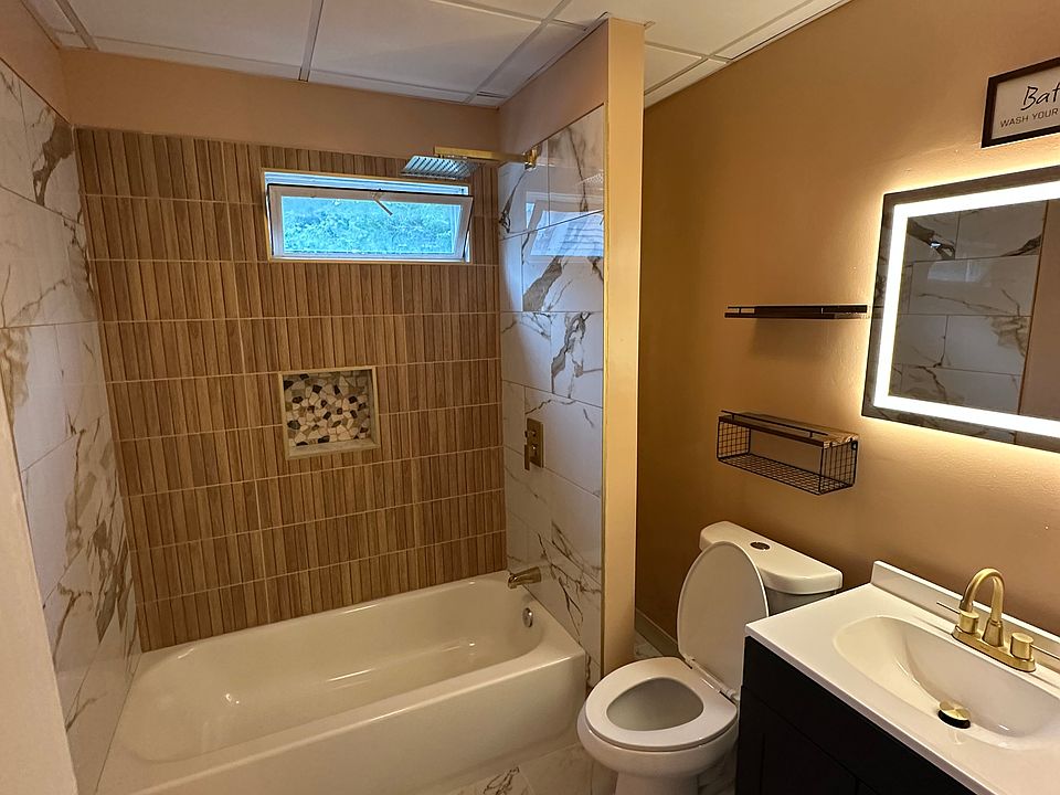 1st image of 32 Holland Ave