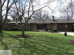 12645 Iroquois Dr, Grand Ledge, MI 48837