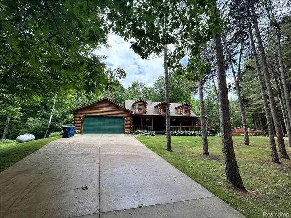 4636 N Hope Rd, Hope, MI 48628