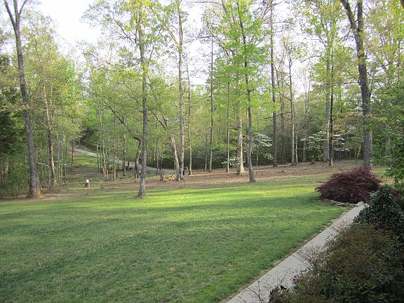 2nd image of 17223 Burchett Ln