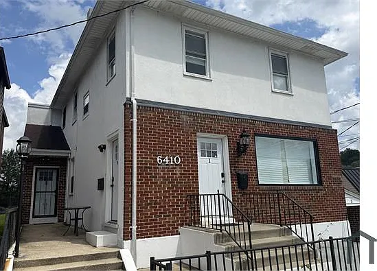 2 bed, 800 sqft, $1,950 — Photo 1