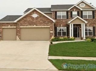 817 Kevin Dr, Wentzville, MO 63385