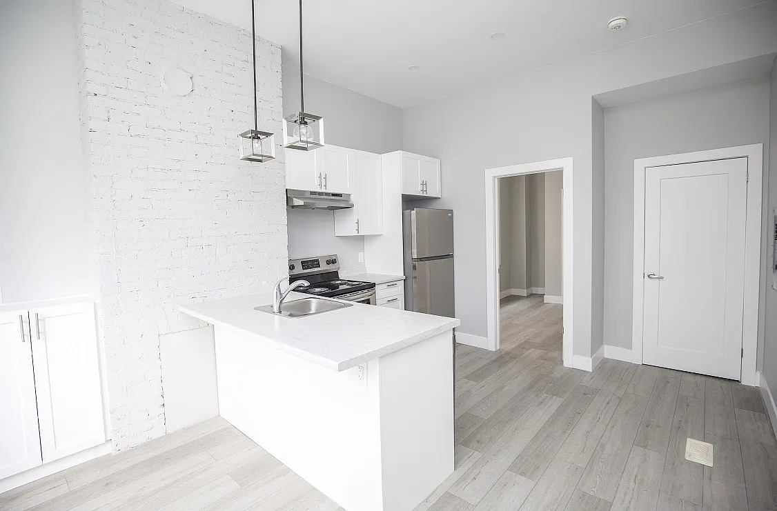 46 Stanley Street — Photo 2