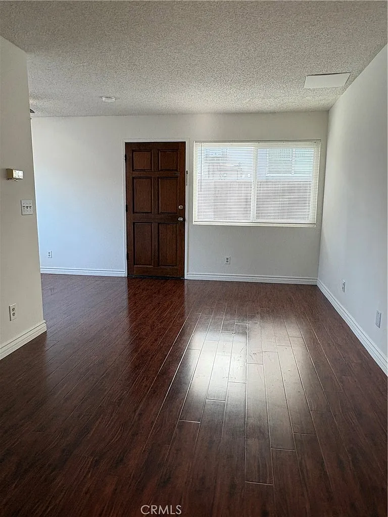 1 bed, 500 sqft, $1,850 — Photo 3