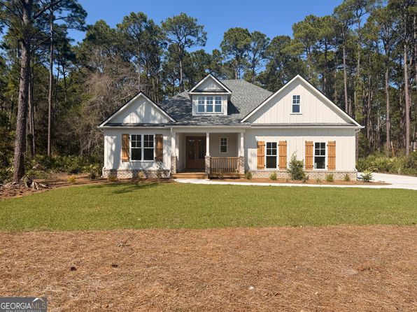 110 Clubhouse Cir