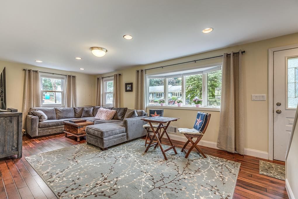 16 Carey Ave, Burlington, MA 01803 Zillow