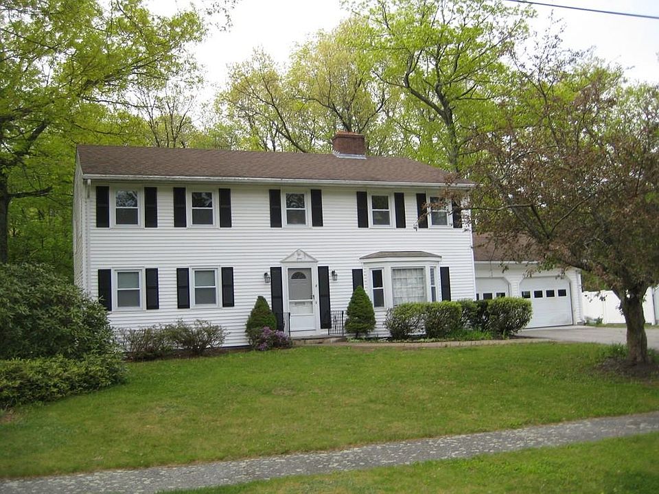 2nd image of 8 Spring Valley Rd