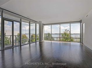 39 Queens Quay E #314, Toronto, ON M5E 0A5