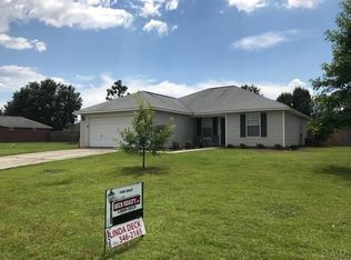 5585 Paddle Wheel Dr, Milton, FL 32583