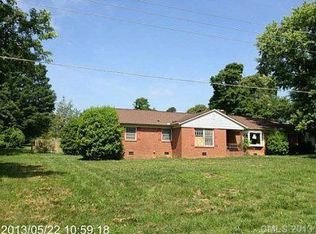 100 General Bragg St, Stanley, NC 28164