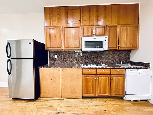 Rented by Douglas Elliman | media 15