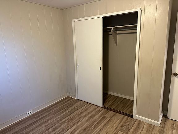 2nd image of 15 Iliahi St