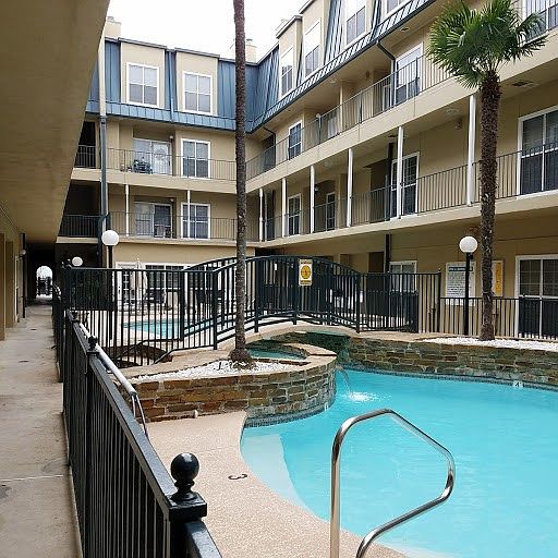 2nd image of 921 Marine Dr APT 112