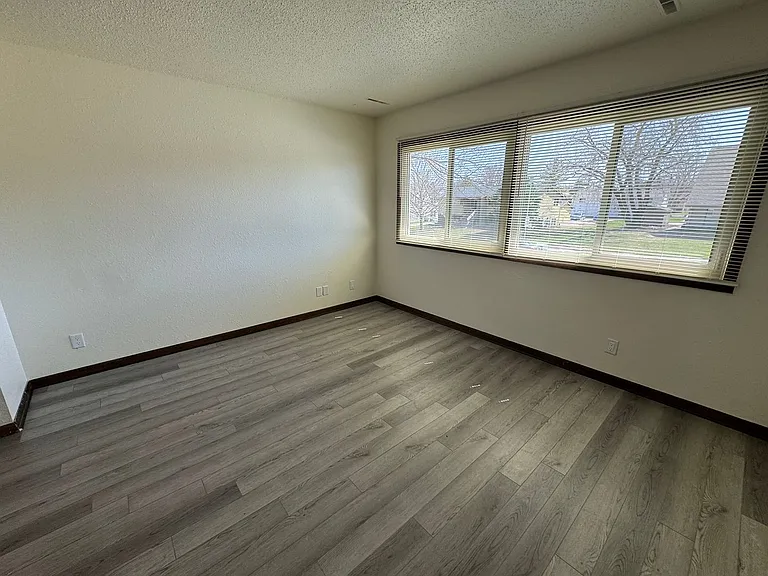 4415 Toronto St #2 — Photo 7