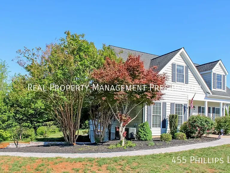 455 Phillips Ln — Photo 26