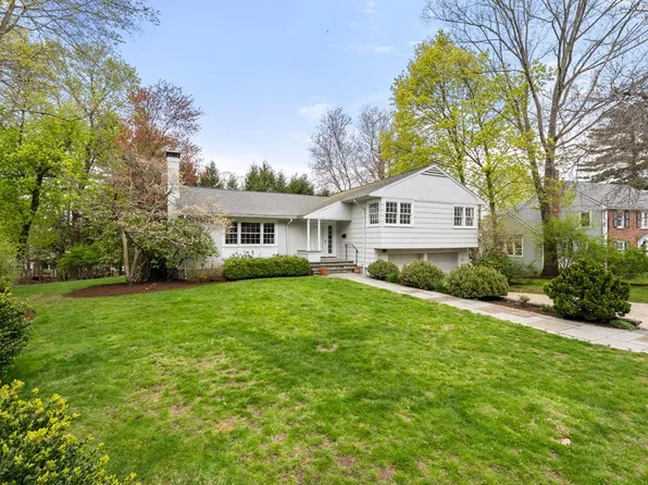 37 Chestnut Hill Ter, Newton, MA 02467