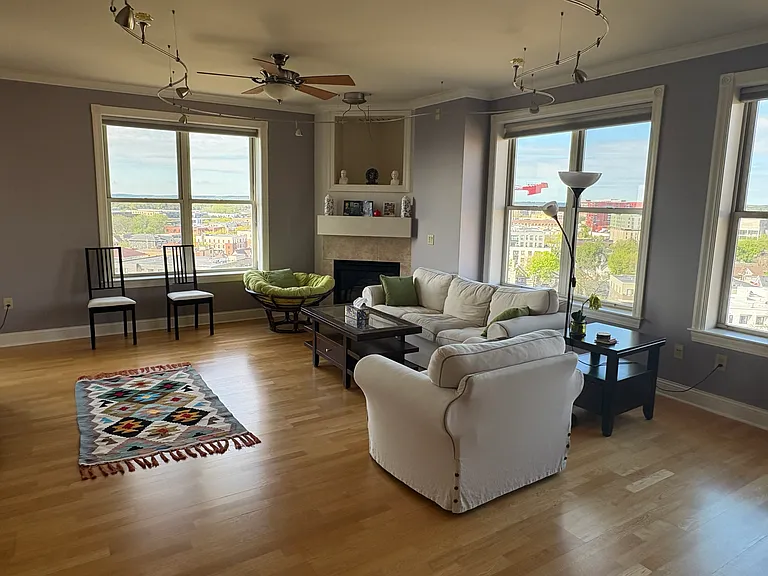 360 W Washington Ave #1001 — Photo 3