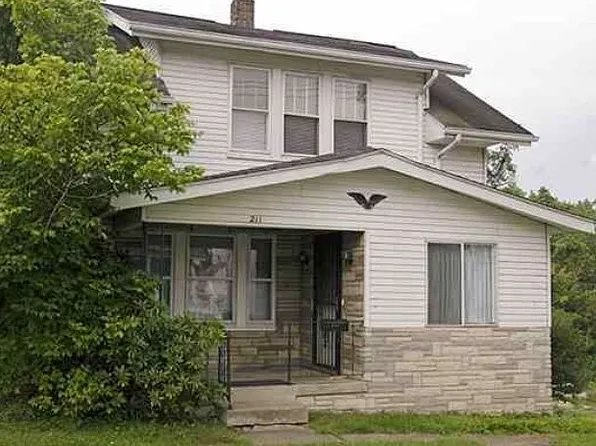 211 Murray Ave, Fairmont, WV 26554
