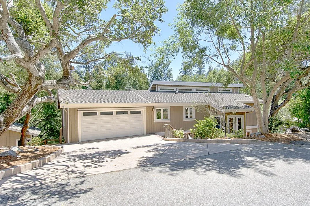 130 Old Graham Hill Rd photo 1