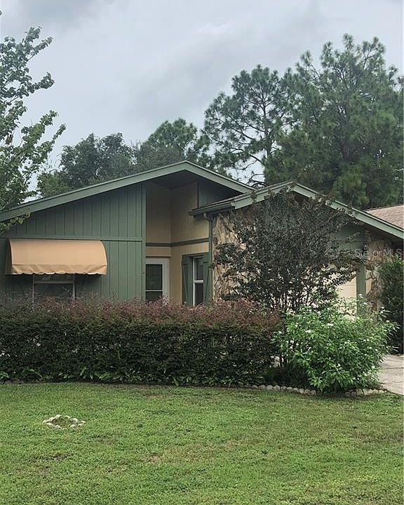 1st image of 14 Dogwood Dr