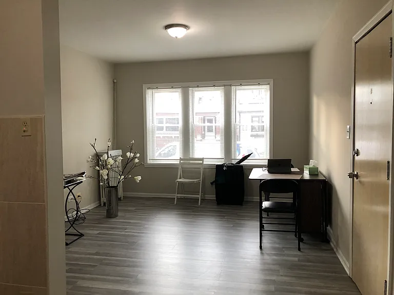 3035 N Long Ave — Photo 3