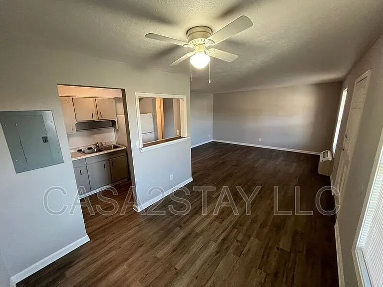 4915 Saddlebrook Ln #15 — Photo 1