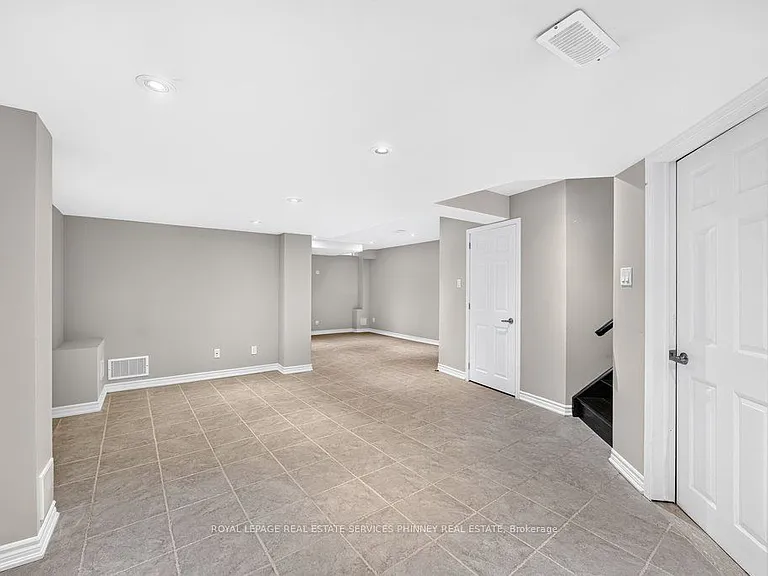 222 Moody Dr — Photo 39
