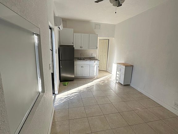 4th image of 1745 NE 172nd St