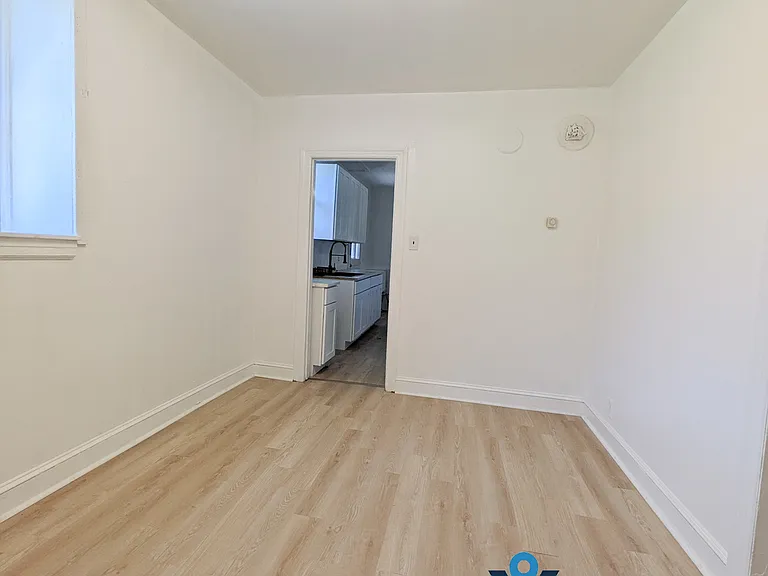 417 N Walnut St — Photo 19