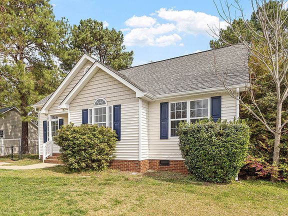 3rd image of 2844 Glastonbury Rd