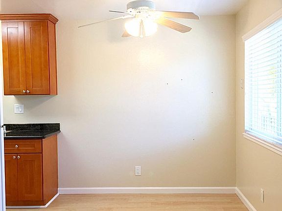 5th image of 1203 W McKinley Ave #4