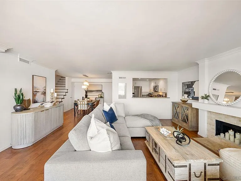 36 Montego Ct — Photo 6