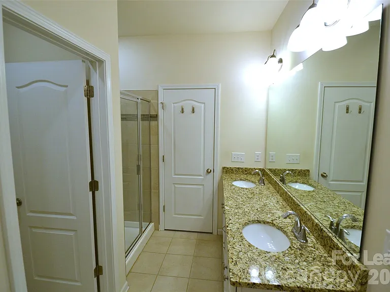12854 Robert Walker Dr — Photo 17