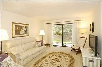 4th image of 2235 Radcliff Cir SE