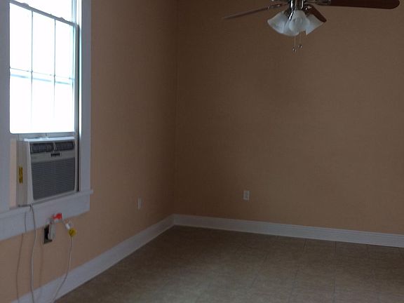 4th image of 1515 Euterpe St #2