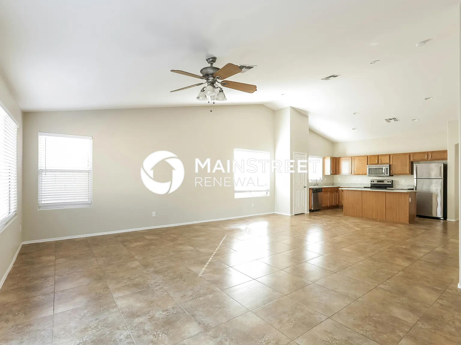 6512 W Gross Ave — Photo 2