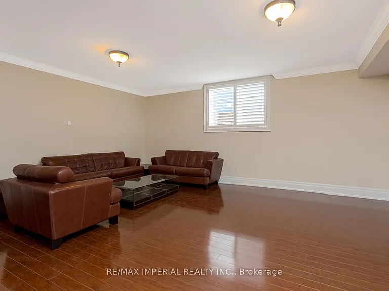 3568 Joan Dr — Photo 31
